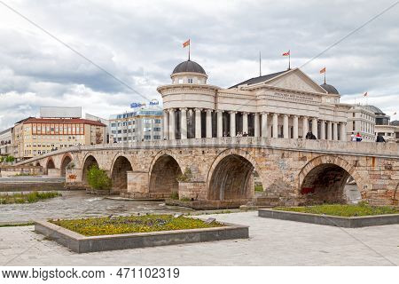 Skopje, North Mecedonia - May 21 2019: Stone Bridge Opposite The The Archaeological Museum Of Macedo