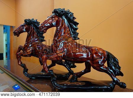 Display One Horse Statues, Colored Brown And Shine Black