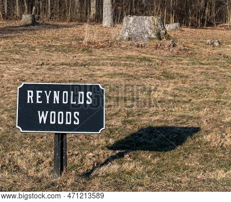 Gettysburg, Pennsylvania, Usa February 6, 2023 The Reynolds Woods Sign In The Gettysburg National Mi