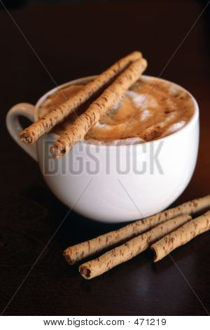 Cappucino s čokoládové tyčinky