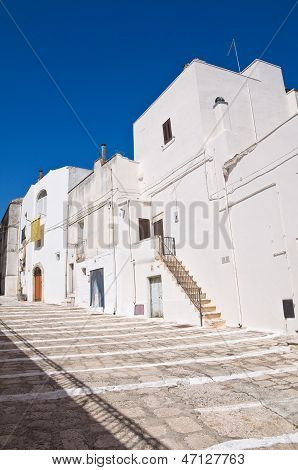 Vicolo in Ceglie Messapica. Puglia. Italia meridionale.