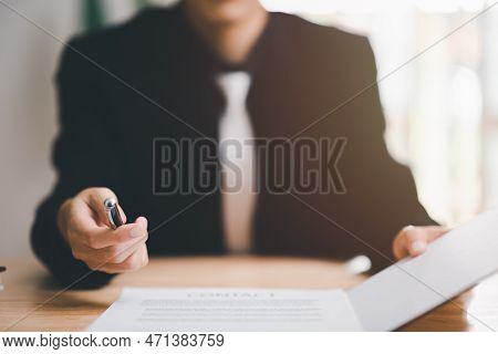 Agents Brokers Send Pens And Contracts To Partners, Handle Business Documents And Agreements, Busine