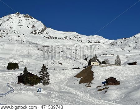 Snow-capped Alpine Peak Weisshorn (2653 M) In The Plessur Alps Mountain Range (plessuralpen Or Pless