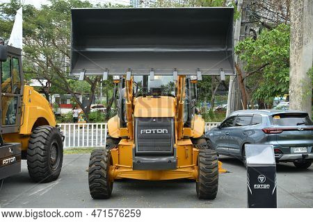 Pasay, Ph - Feb 11 - Foton Wheel Loader At Foton Big Show On February 11, 2023 In Pasay, Philippines
