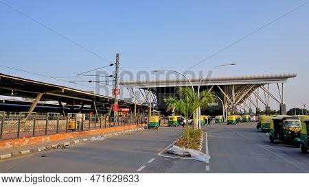Bangalore,karnataka,india-october 26 2022: Premises Of Sir M Visvesvaraya Terminal Or Smvb Premises