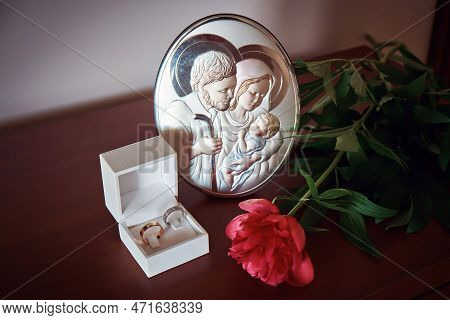 A Beautiful Wedding Case With Wedding Rings In White And Rose Gold. Wedding Theme. Holiday.