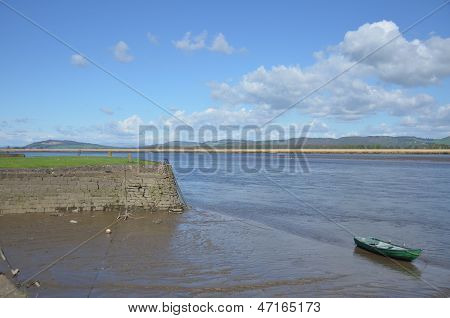 Loď na Newburgh