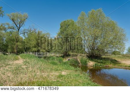 The Small River Ehle At The Hohe Brücke, High Bridge Near The Village Biederitz In Germany