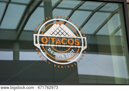 Bordeaux , Aquitaine  France - 02 27 2023 : O`'tacos Logo Brand And Text Sign Otacos Restaurant Spec