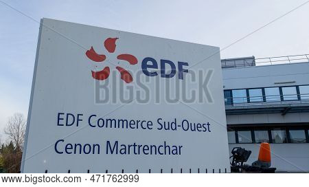 Bordeaux , Aquitaine  France - 02 22 2023 : Edf Commercial Southwest Office In Cenon Logo Brand And 