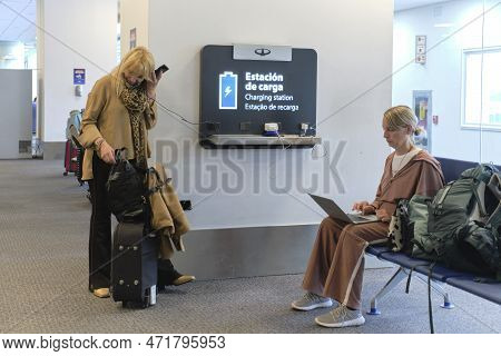 Buenos Aires, Argentina, November 18, 2022: Electric Charging Station In A Waiting Room In The Board