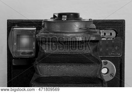 Pitney.somerset.united Kingdom.january 29th 2023.close Up Of A Number 2 Model A Folding Brownie Came
