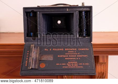 Number 2 Folding Brownie Camera Model A