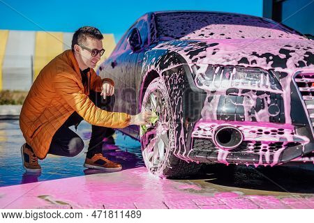 Car Washing Car Self- Image & Photo (Free Trial) | Bigstock