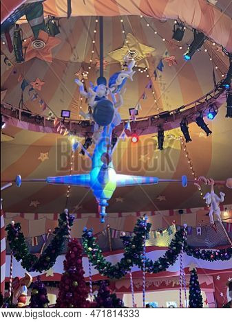 Orlando Fl - Dec 30: Circus Mcgurkus Cafe Stoo-pendous At Universal Islands Of Adventure In Orlando,