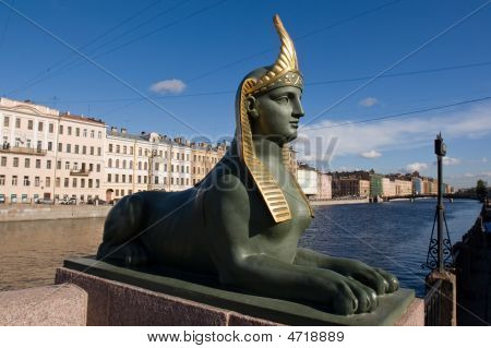 Egyptský most. Sfinga.
