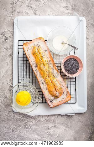 Lemon Poppy Cake With Sugar Sweet Icing, Emon Pound Cake Loaf