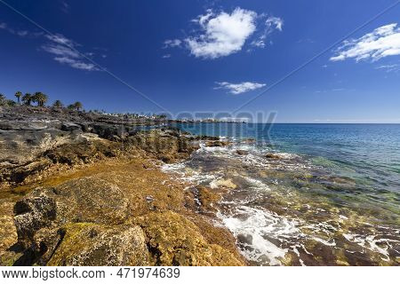 Lanzarote. Volcanic Island. Spaces And Ocean View. Wild Beaches By The Ocean. Spanish Islands. Lands
