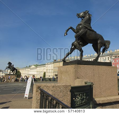 St. Petersburg, Anichkov Bridge