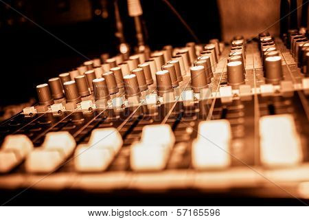 Music Mixer
