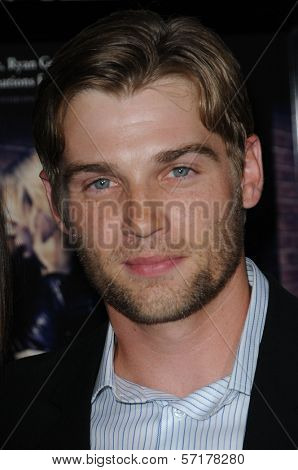 Mike Vogel  at the 