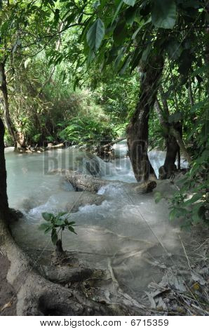 Chute d'eau au Laos