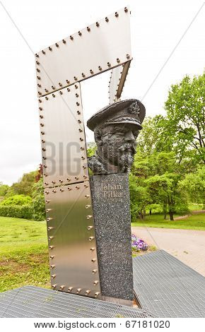Monument To Johan Pitka