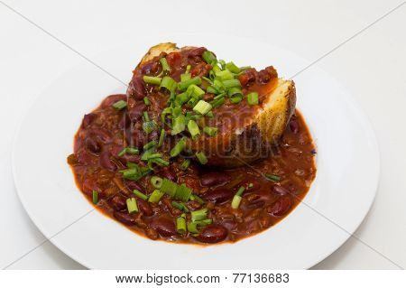 Jacket Potato With Chilli