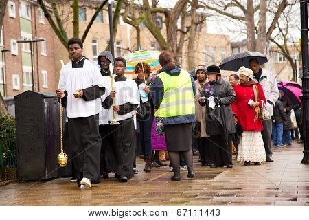 palm sunday procession