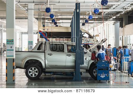 Phuket, Thailand - March 10 : Car Technician Repairing Car In Workshop Service Station In Phuket On