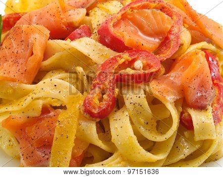 Pasta Collection - Tagliatelle With Salmon And Peppers