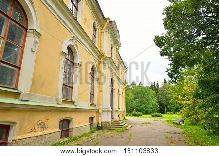 Baroque palace in the estate Znamenka near St.Petersburg Russia.