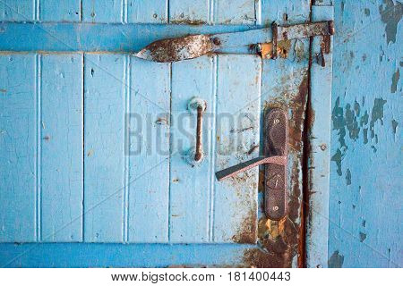 Details and elements inside the old village house.