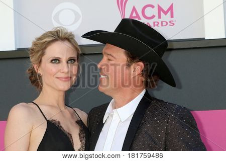 LAS VEGAS - APR 2:  Clay Walker at the Academy of Country Music Awards 2017 at T-Mobile Arena on April 2, 2017 in Las Vegas, NV
