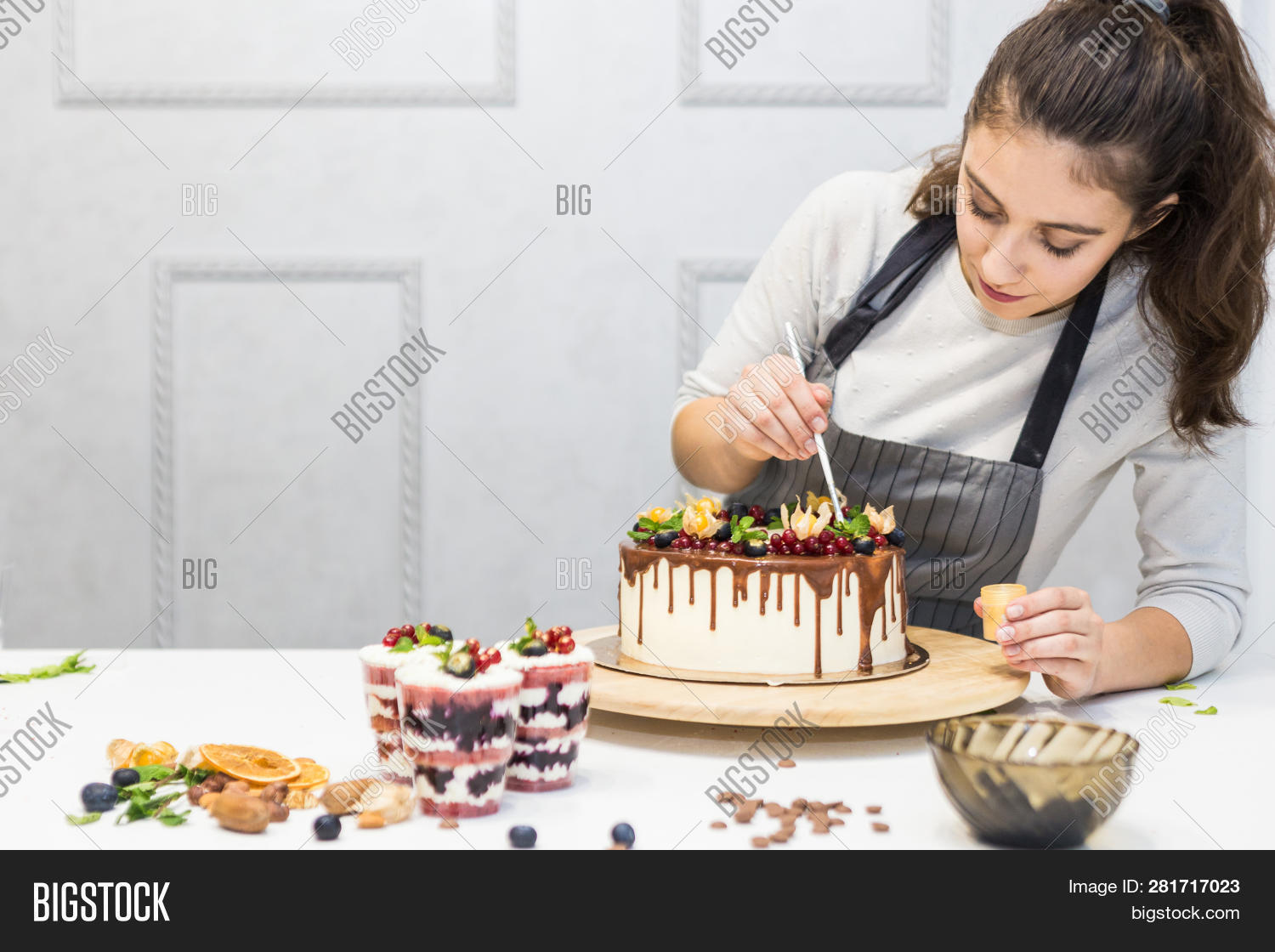 Кондитер. Кондитер. Кондитер. Дэвид кейкс кондитер. Кондитер дома.