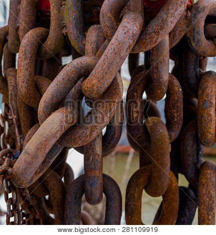 rusted iron chain