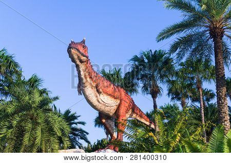 Pattaya,thailand- April 14,2018: Carnotaurus Model In A Tropical Garden Park Of Suan Nongnooch, Patt