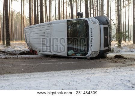 Podlesie, Pomorskie / Poland - January, 30, 2019: A Road Accident Of A Delivery Vehicle On An Icy Ro