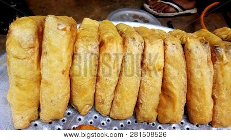 Delicious Street Food, Mix Vegetable Pakoras, Bread Pakoda. India.