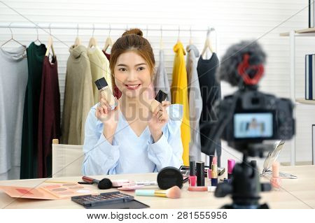 Young Asian Woman Beauty Blogger Showing How To Make Up Video Tutorial Recording By Camera, Vlog Con