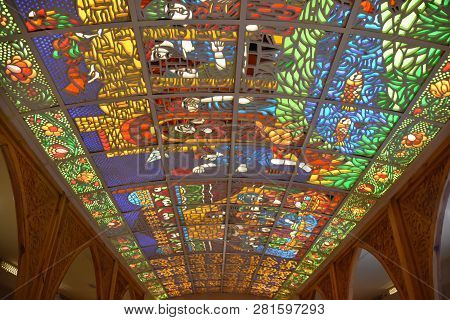 Dubai, Uae - Dec 10: Khan Murjan Market At Wafi Mall In Dubai, Uae, On Dec 10, 2018. Wafi City, Styl
