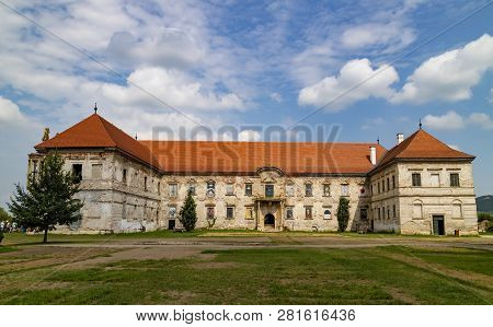 Bontida, Romania - July 31, 2018: Banffy Castle, An Architectural Monunent Located In Bontida, A Vil