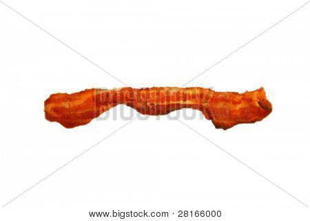 Bacon. Horké ostrý Fried Bacon izolované na bílém s prostorem pro váš text
