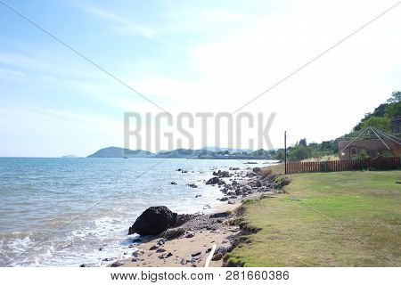 Daytime Seaside View In Thailand,chong Samaesarn Is A Popular Tourist Destination.