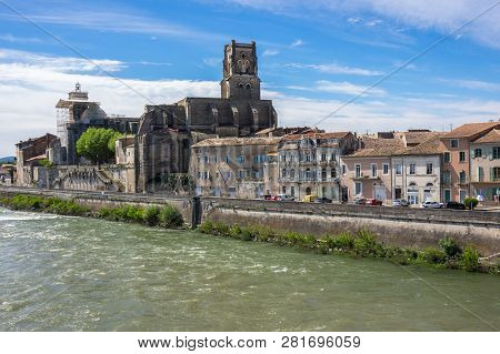Saint Saturnin Church In Town Pont-saint-esprit, France