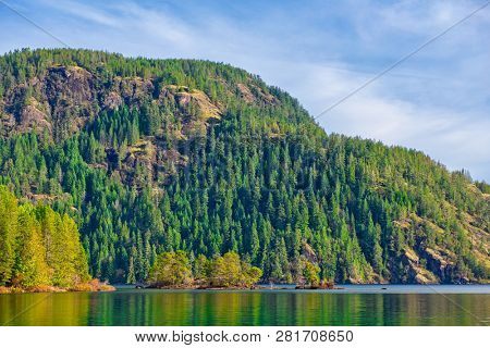 View of Gordon Bay in Cowichan Lake during the fall, taken on vancouver Island, canada