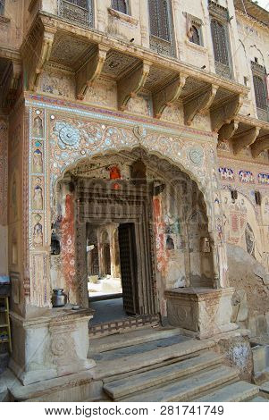 Mandawa, India - March 31, 2007: Facade Of A Decorated Haveli Building In Mandawa, India.
