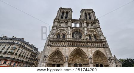 Architecture Of Notre-dame De Paris