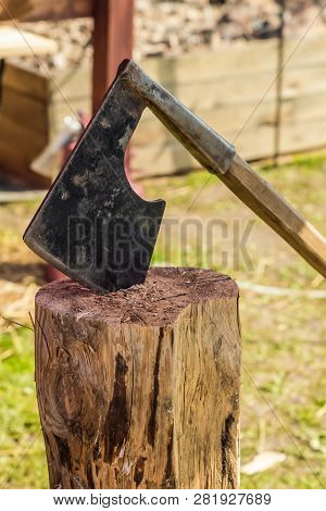 Forged Traditional Ax Beard Medieval Flat Black Multi-function Melee Weapon Stuck In The Stump