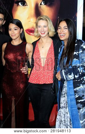 LOS ANGELES - JAN 30:  Gina Rodriguez, Yael Grobglas, Rosario Dawson at the 
